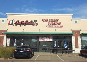 restaurants near the parks mall.
